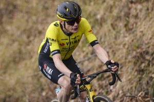 Giro d’Italia 2026, Dumoulin analizza il flop di Vingegaard a cronometro: “La maxi-corona potrebbe averlo penalizzato”