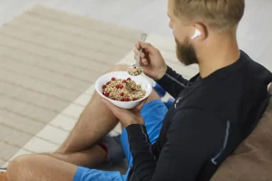 Cosa mangiare prima dell’allenamento? La combinazione perfetta per raddoppiare le energie