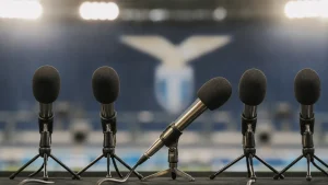 Lazio, Lotito gela Sarri: “Tutti utili, nessuno indispensabile”. Futuro del tecnico in bilico